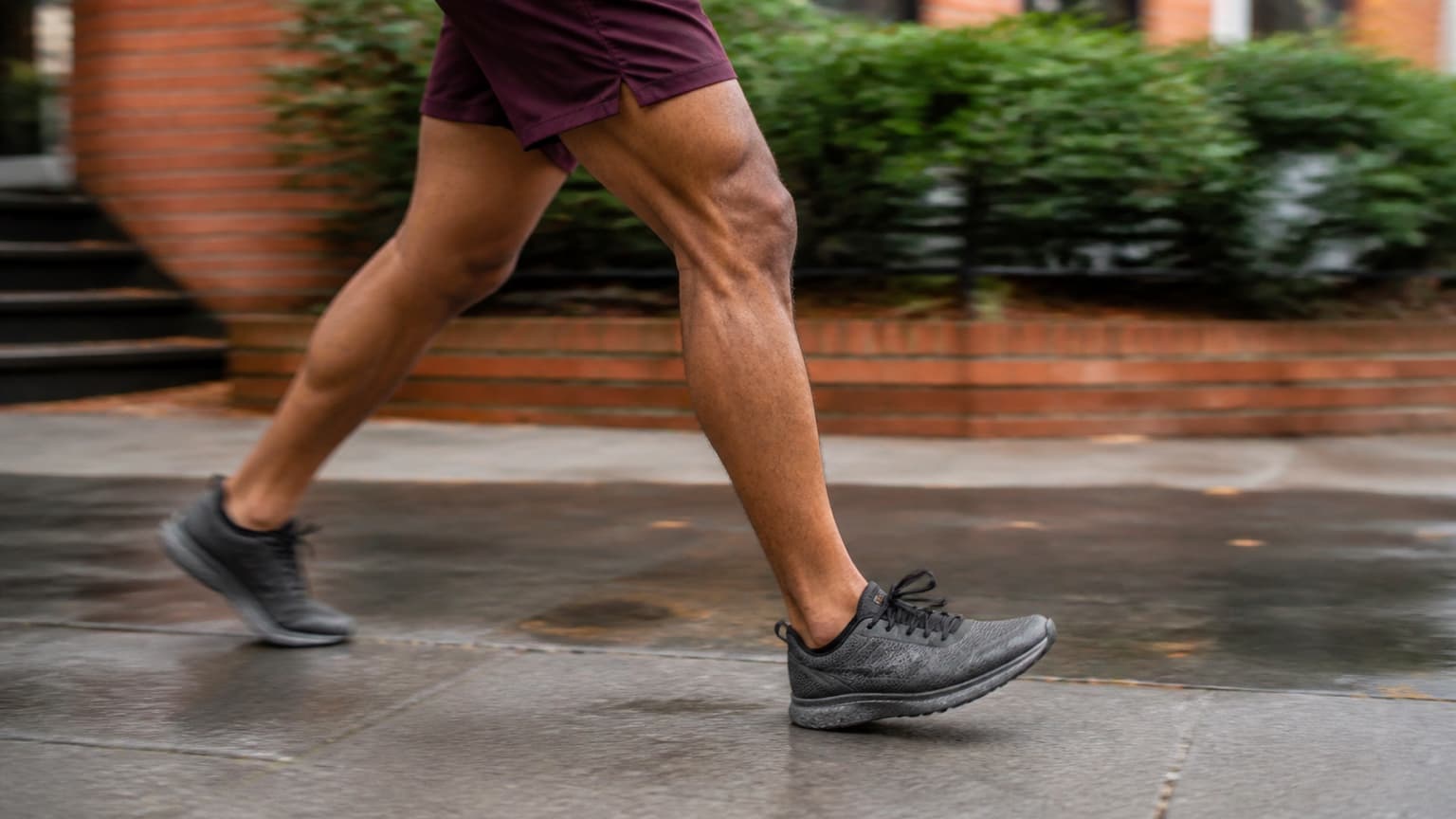 When Your Knee Pain Starts Somewhere Else: Understanding the Kinetic Chain
